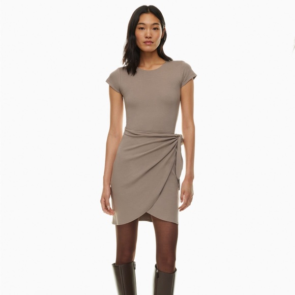 Aritzia/Wilfred Lune Dress in Nomad Taupe - Picture 1 of 4